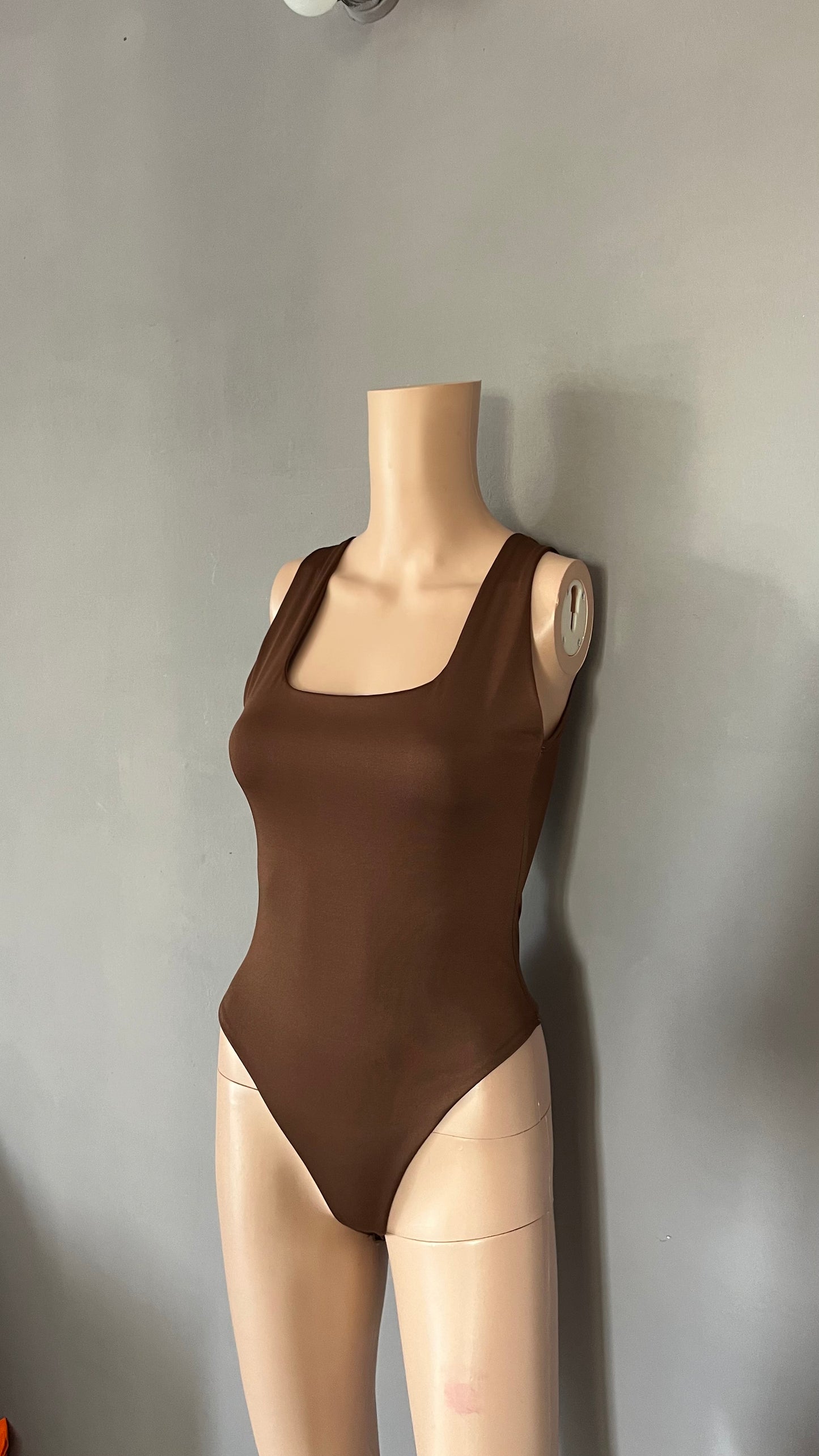 body escote cuadrado